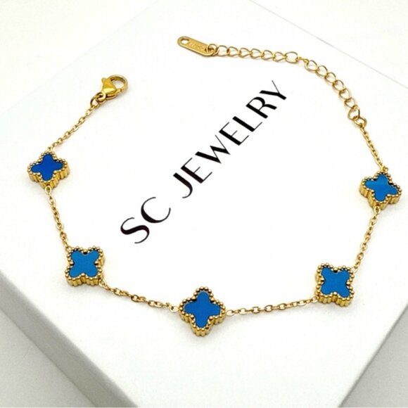 Marine Blue Petite Clover Bracelet Double Sided - Picture 6 of 12